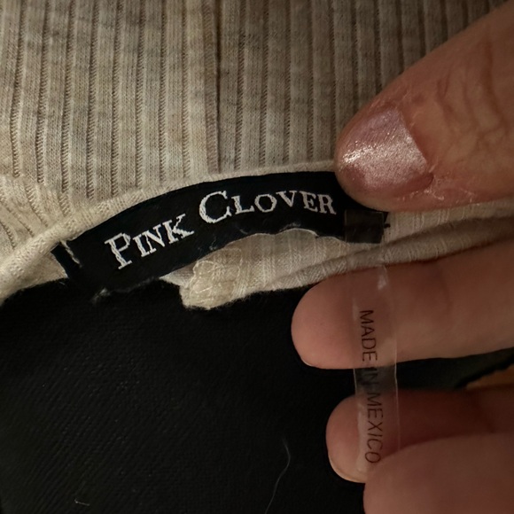 Pink Clover Brontë Henley Knit Tee - Picture 6 of 6